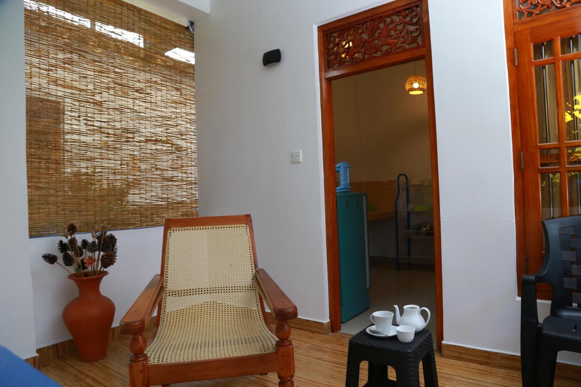 The King Apartment Hikkaduwa Eksteriør bilde
